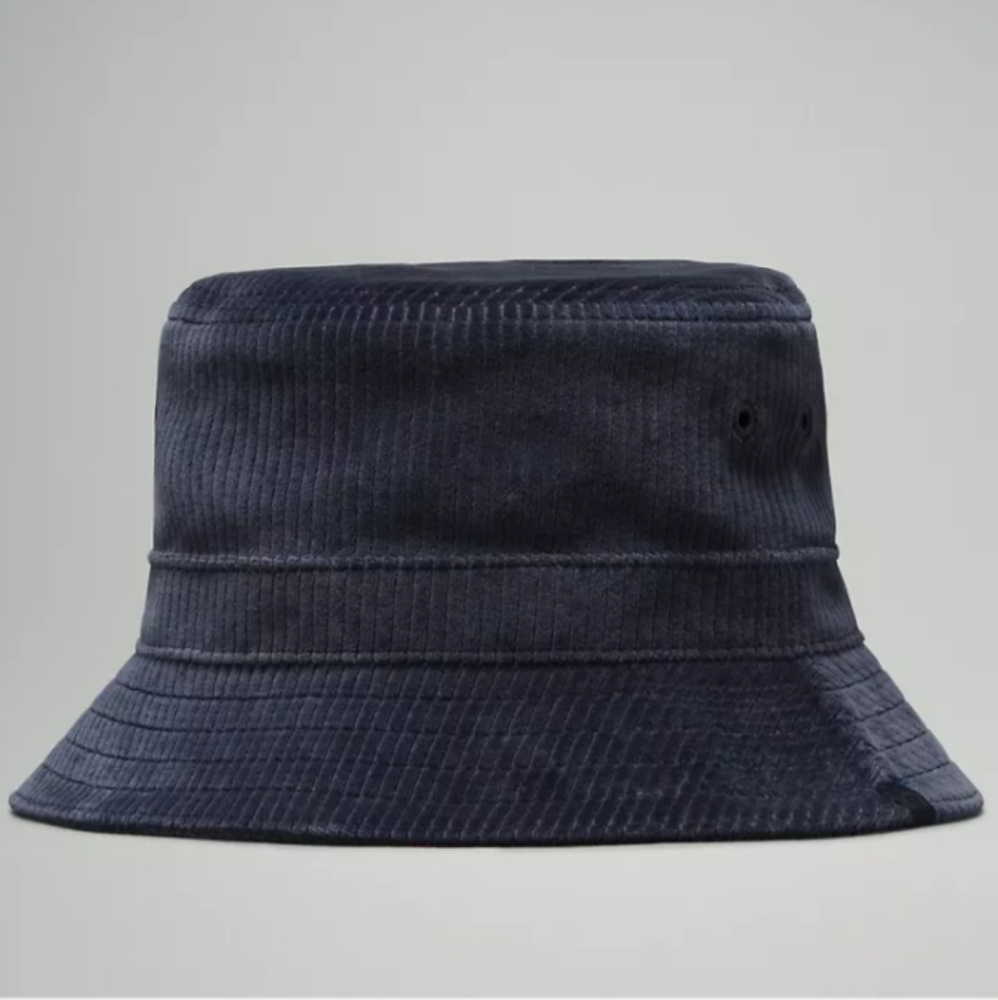 Lululemon corduroy bucket hat. Unisex size S/M included shopping bag w/purchase
